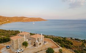 Katerina'S Villas - Monemvasia Beachfront Stone Paradise