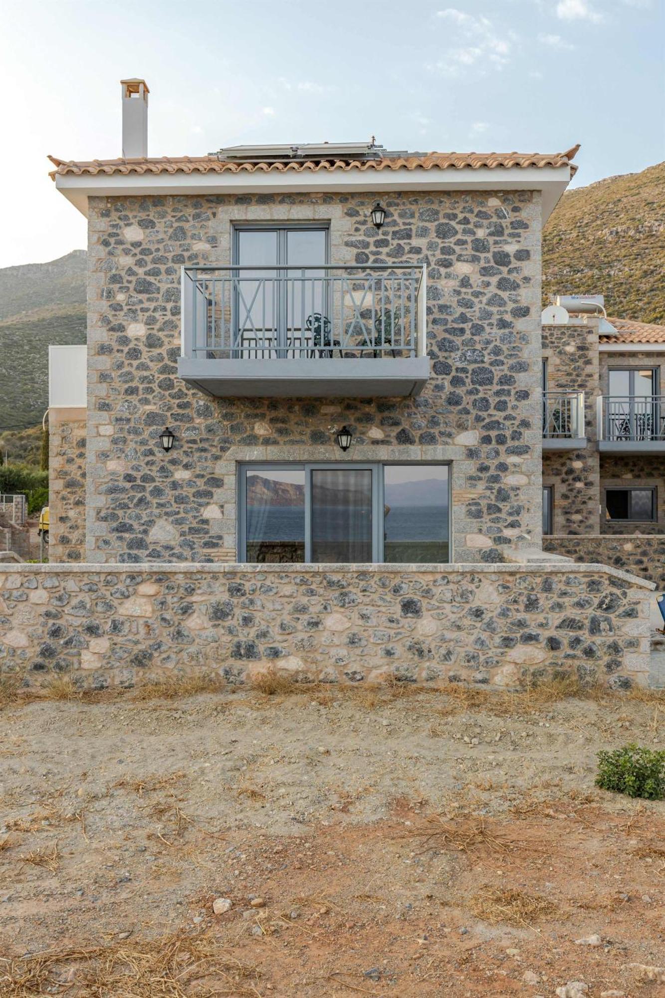Katerina'S Villas - Monemvasia Beachfront Stone Paradise Exterior foto