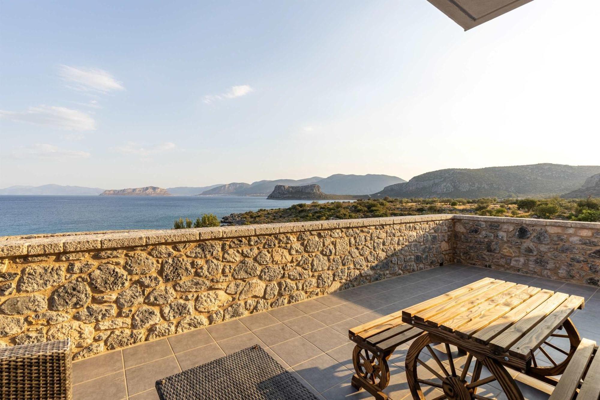 Katerina'S Villas - Monemvasia Beachfront Stone Paradise Exterior foto