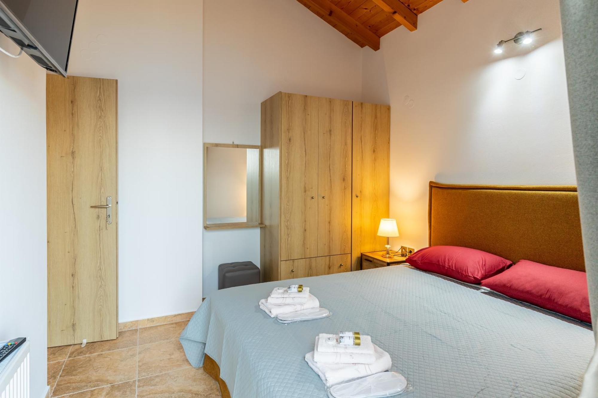 Katerina'S Villas - Monemvasia Beachfront Stone Paradise Exterior foto
